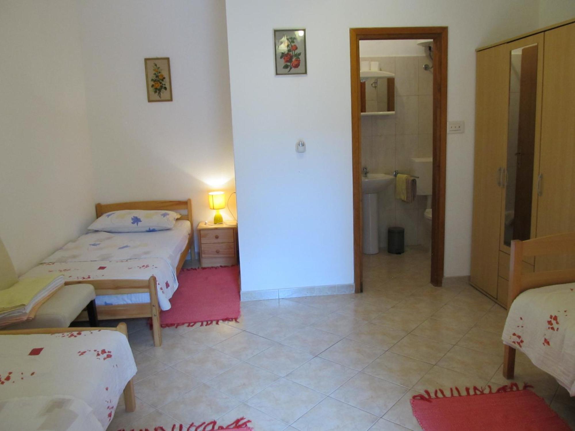 Apartments Vesna With Pool - New! Sveti Lovrec Pazenaticki ห้อง รูปภาพ